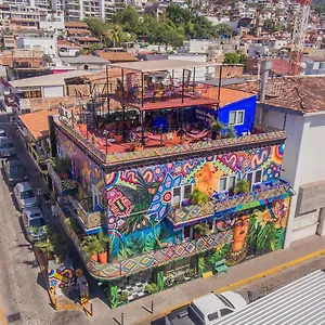 casa-colibri-malecon.hotelspuertovallarta.org/